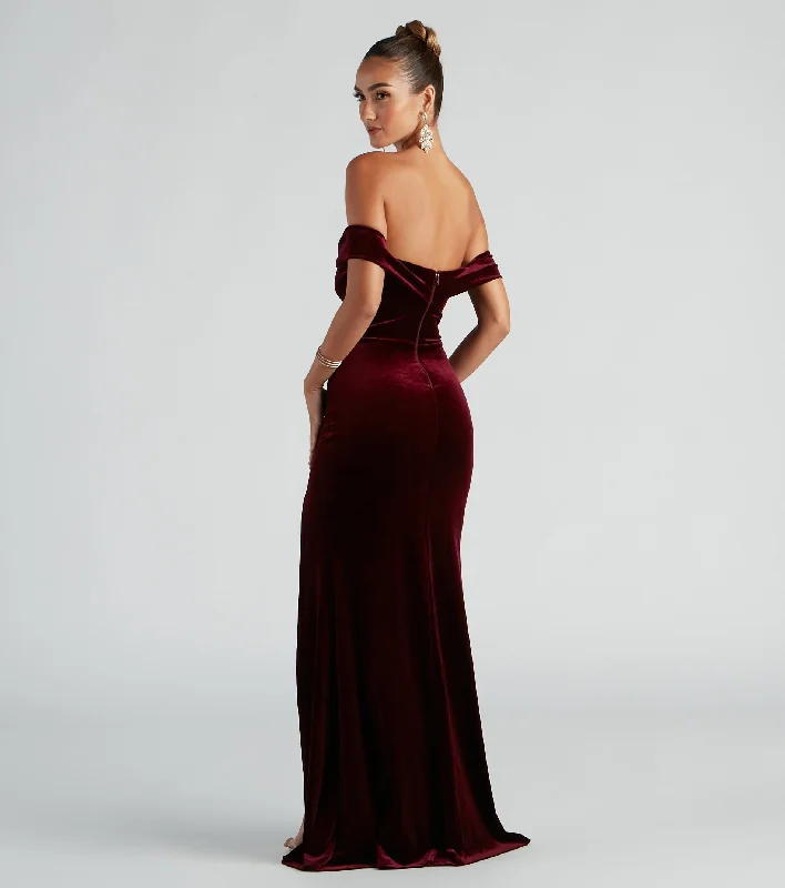 kerri-formal-velvet-mermaid-dress-050022606001