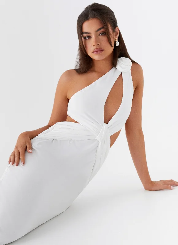 Lovesome Rosa Maxi Dress - White