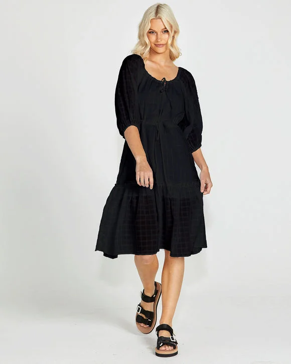 Sass Ruby Tiered Midi Dress Black