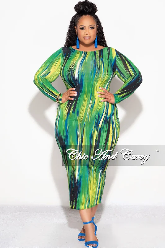 Final Sale Plus Size BodyCon Dress in Green Design Print