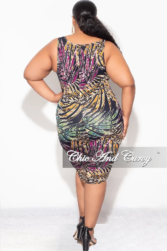 Final Sale Plus Size Sleeveless V Cut BodyCon Dress in Black and Multi Palm Print