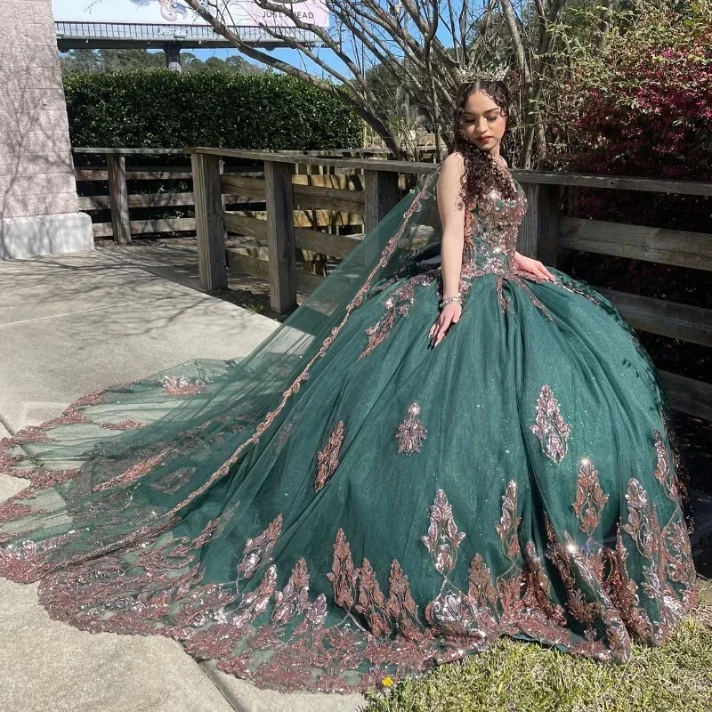 emerald-green-quinceanera-dresses-for-16-girl-v-neck-off-the-shoulder-gold-appliques-beads-with-cape-princess-ball-gowns-birthda