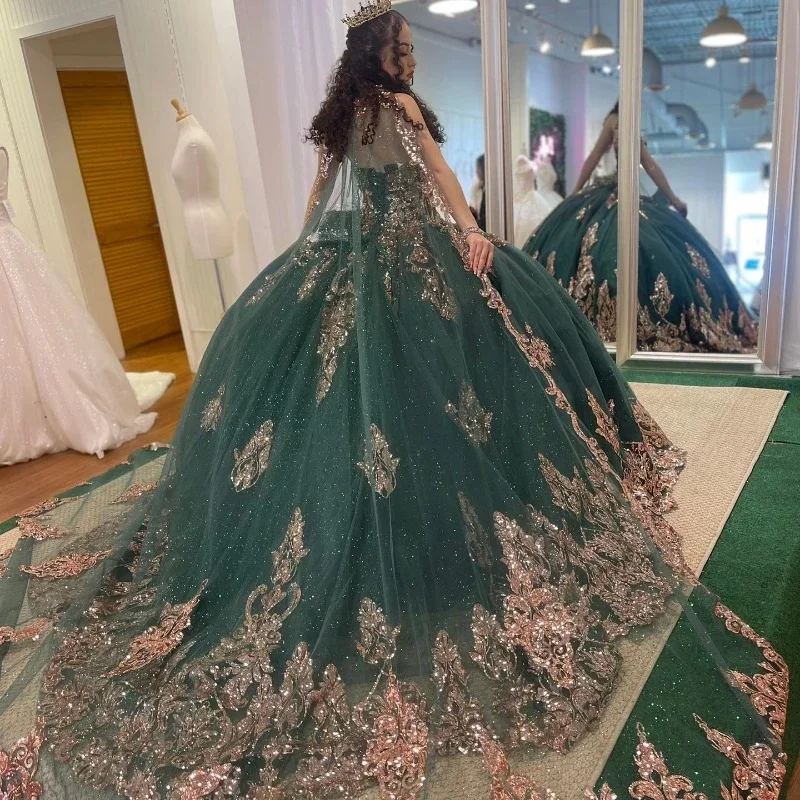 emerald-green-quinceanera-dresses-for-16-girl-v-neck-off-the-shoulder-gold-appliques-beads-with-cape-princess-ball-gowns-birthda